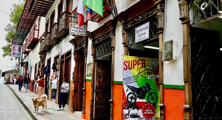 Straabeeld van Salamina Straabeeld van Salamina